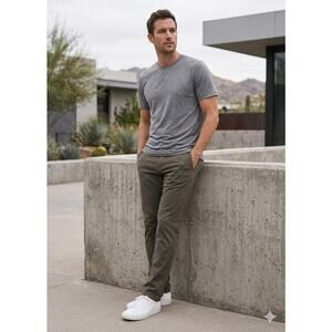 Vuori Collins Chino Pant Sueded Cotton Performance Slim Fit V433 Size 32x30 EUC